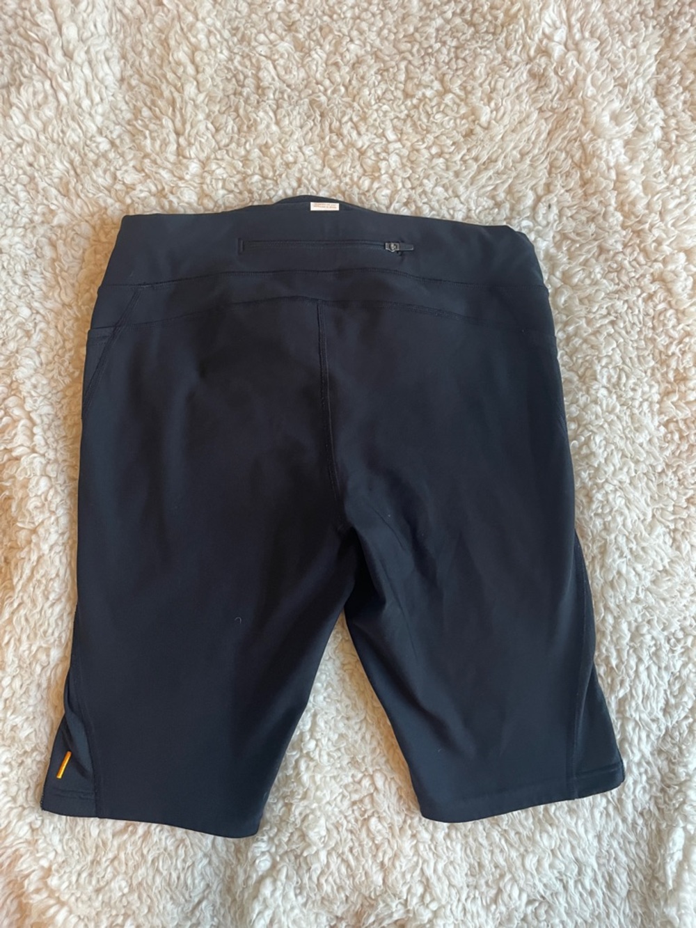 Lucy Black Mid-Length Biker Shorts Small - Picture 4 of 7